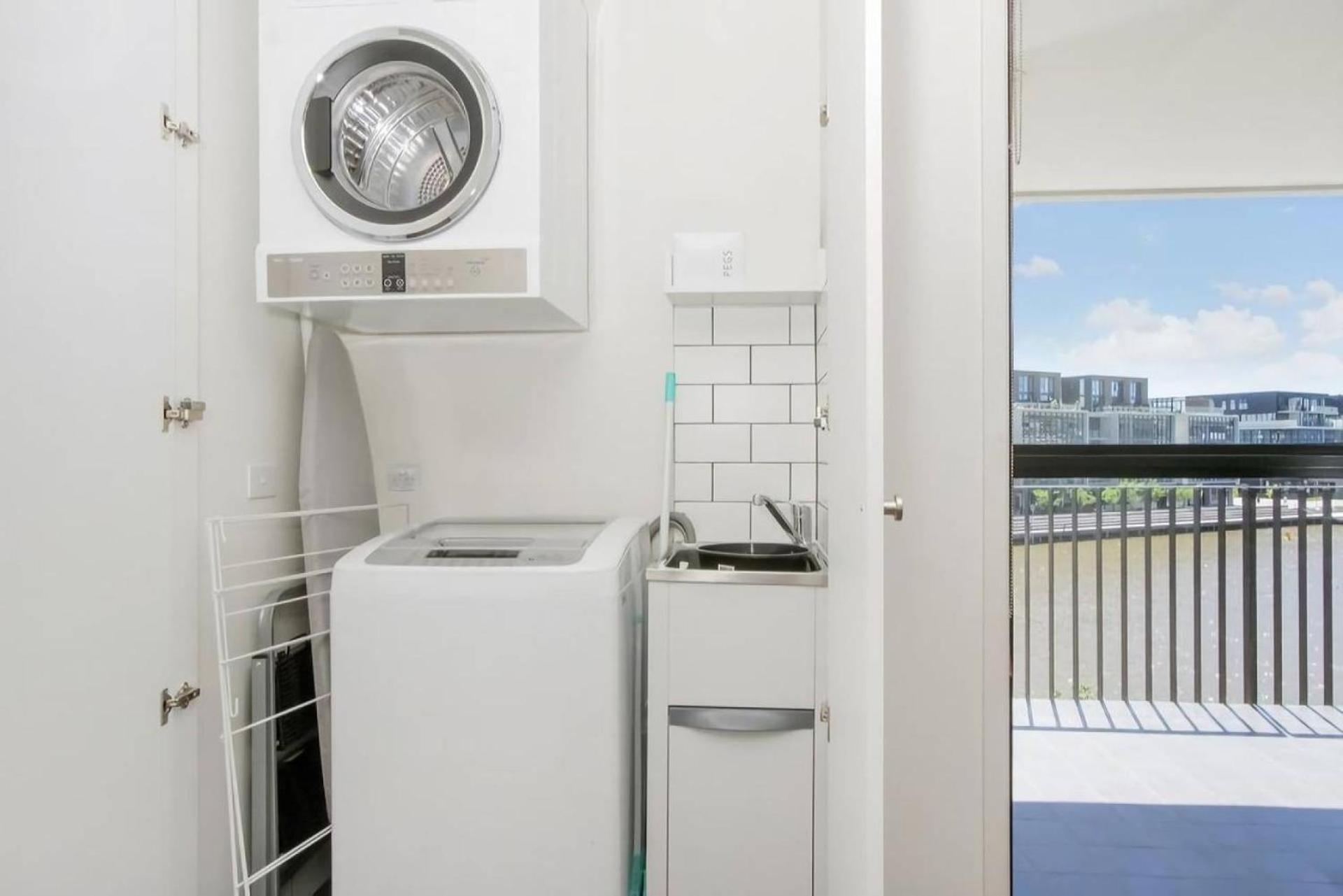 Prince Apartments - Kingston Foreshore Canberra Exterior photo